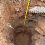 Evidência de perfuração pa poste de concreto